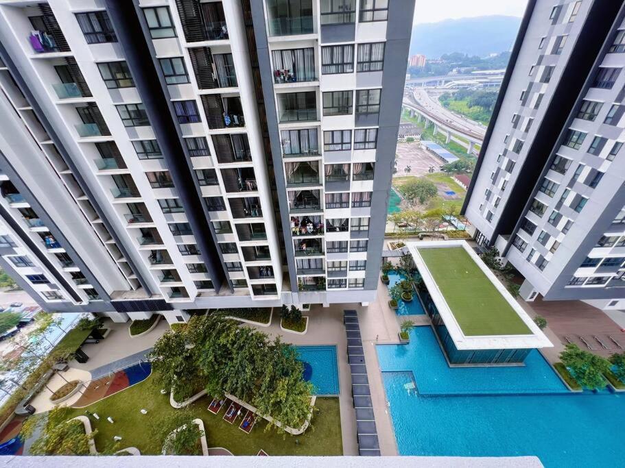 Homely 2Br Heritage D'Sara @ Link To Mrt, Near Thomson Hospital & Sungai Buloh Hospital Extérieur photo